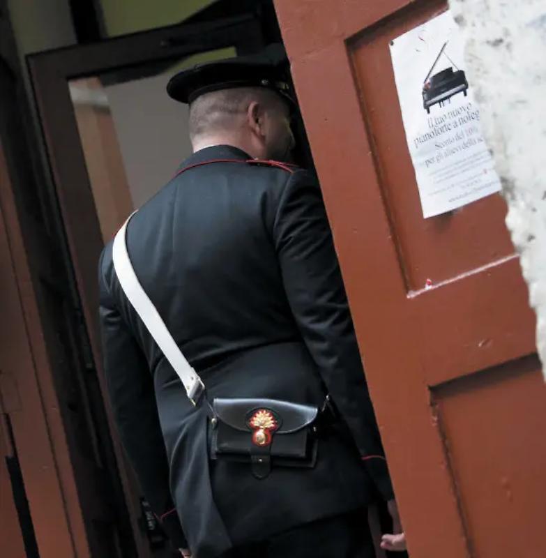 Avvocata rifiuta l'elezione di domicilio, e viene "punita": revocata la nomina d'ufficio