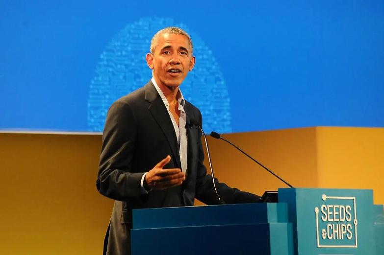 La democrazia dell&rsquo;algoritmo &egrave; un pericolo ma ritornare al passato &egrave; una pia illusione