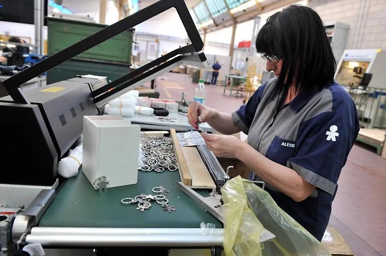 Il dato sull&rsquo;occupazione inganna: pi&ugrave; lavoratori, ma meno ore pro capite