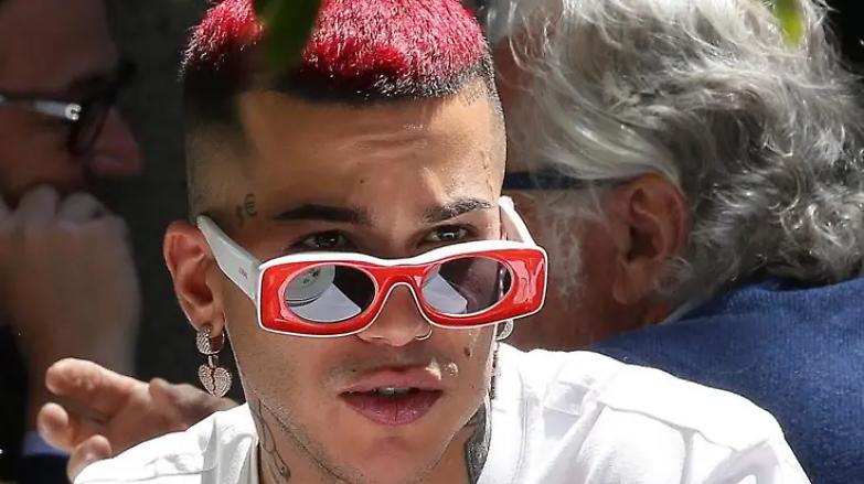 Banda dello spray, un ragazzo in un video con Sfera Ebbasta