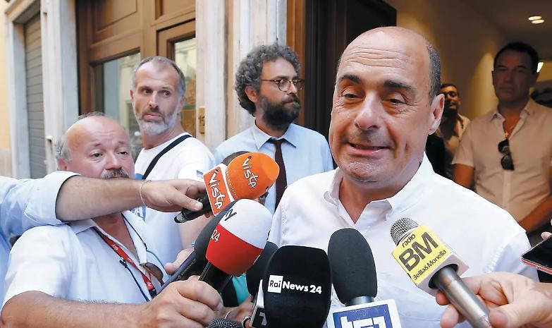 Zingaretti invoca unit&agrave; nel Pd ma Renzi pensa alla scissione