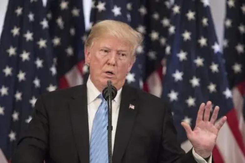 Trump difende le armi e vuole comprare la Groenlandia