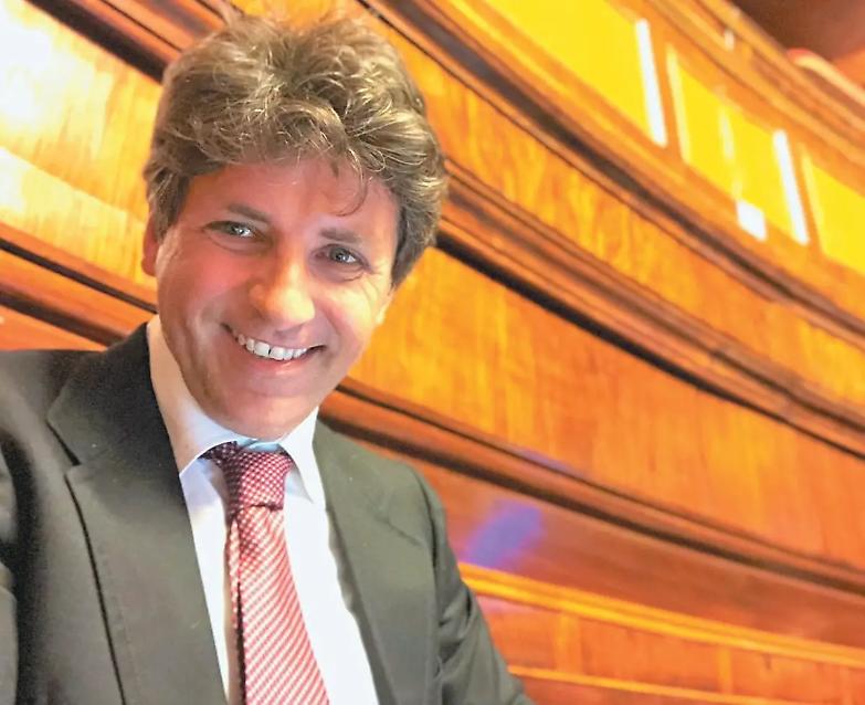 Ferrara (M5s): &laquo;Non saremo ostaggi del Pd. Siamo sempre pronti al voto&raquo;