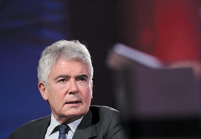 Martelli: &laquo;Il capo dei grillini non pu&ograve; pretendere di fare il numero due&raquo;