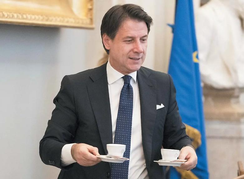 Governo, Conte prepara la lista. Ecco nomi e ministeri chiave