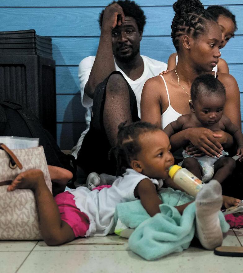 Washington respinge i profughi in fuga dall&rsquo;uragano Dorian