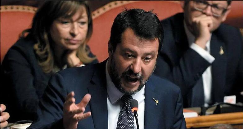L&rsquo;anatema di Salvini: &laquo;Governo di poltronari, non durerete...&raquo;