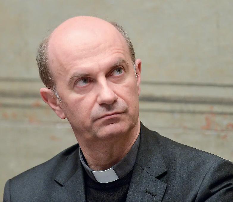 Fine vita, i medici si dividono. La Cei attacca: &laquo;Ora obiezione&raquo;