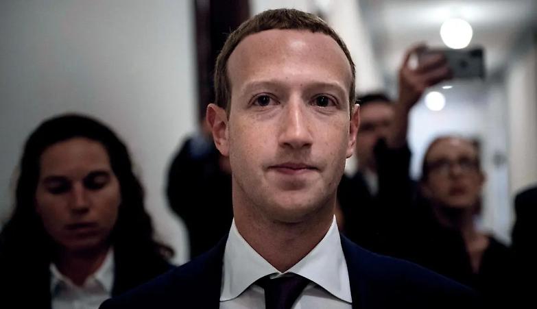 Zuckerberg: spunta l&rsquo;audio in cui attacca la Warren