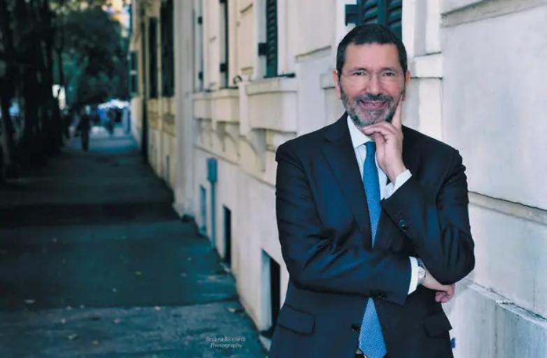 Marino: &laquo;Stavo salvando Roma dai rifiuti ma hanno voluto fermarmi&raquo;