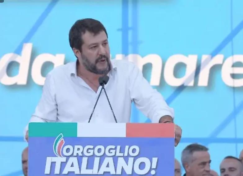 Ma la piazza conta poco, centrodestra unito solo dalla propaganda senza idee