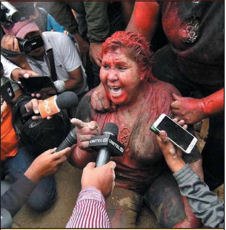 Bolivia, sindaca pro-Morales picchiata, rasata e cosparsa di vernice