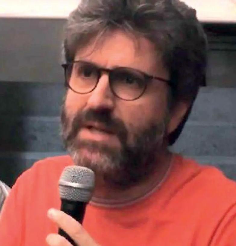 Aversa, spari contro l&rsquo;auto del giornalista De Michele