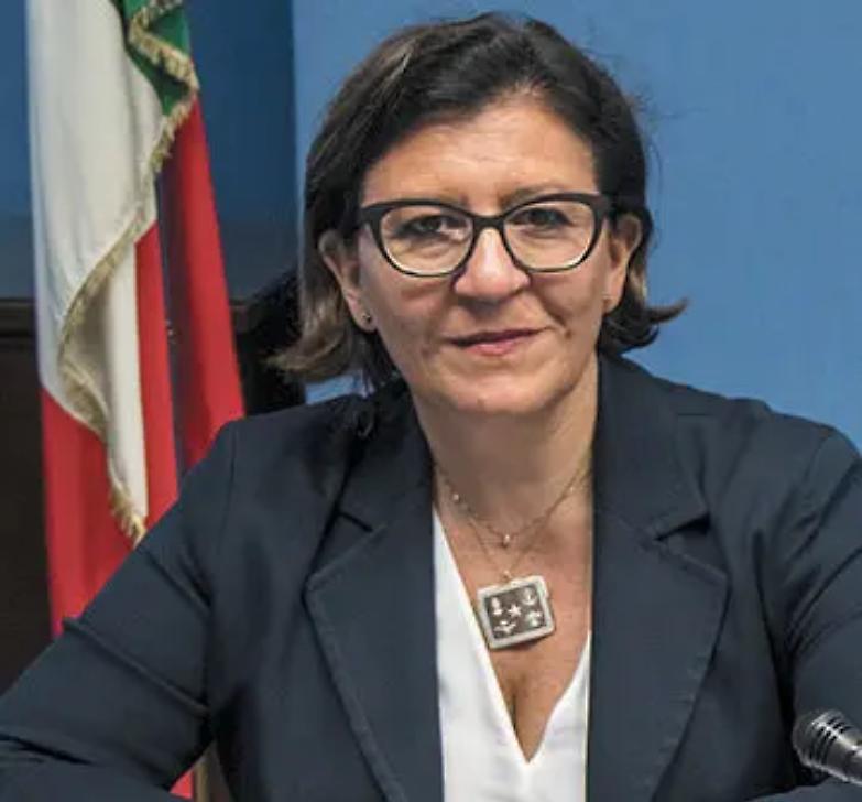 Bufera sulla casa di Trenta, Di Maio: &laquo;Esca subito da l&igrave;&raquo;. Lei rinuncia all'alloggio