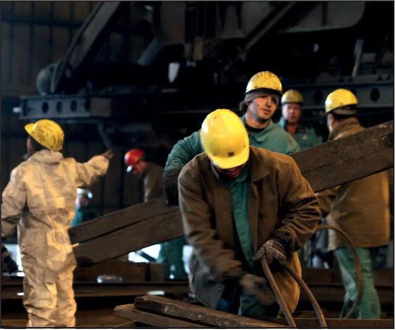 Ilva, il governo ora tratta. No del M5S, ma sullo scudo in soccorso c&rsquo;&egrave; la destra