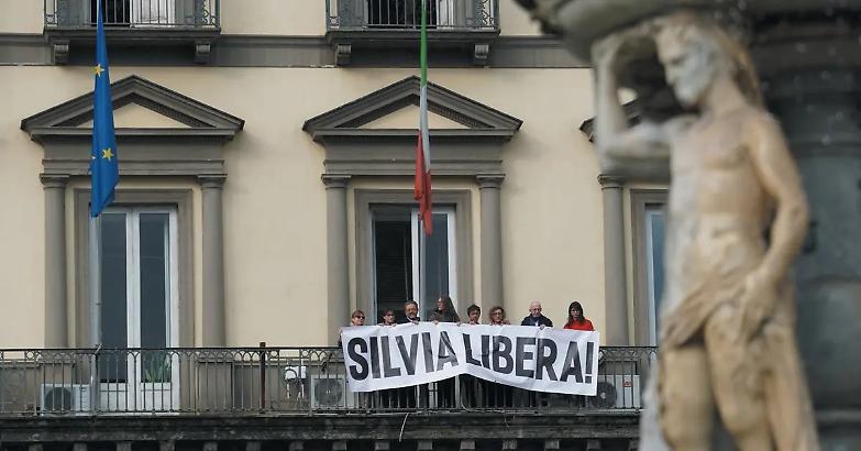 Silvia Romano, forse &egrave; viva nelle mani di al Shabaab