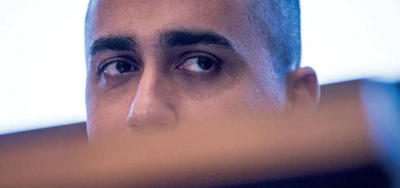 Rousseau, s&igrave; alle liste per le regionali. Di Maio: &laquo;Siamo in difficolt&agrave;&raquo;