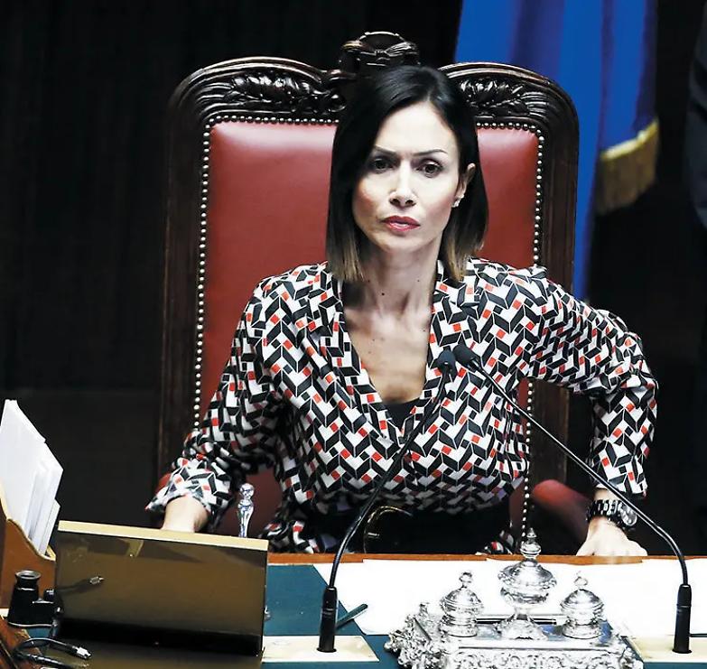 Nella lite calabrese tra Salvini e Carfagna spuntano i renziani