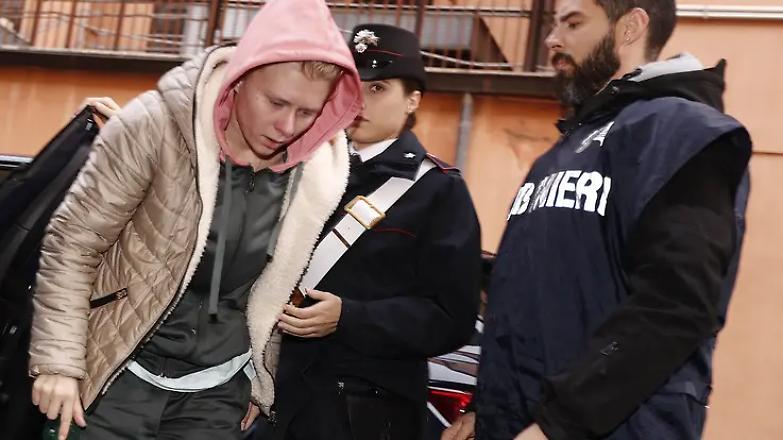 Caso Sacchi, nuovi arresti. Nello zaino di Anastasiya 70mila euro per la droga