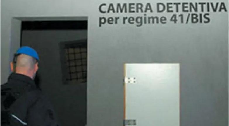 Parma, &laquo;Quei tre cellulari al 41bis sono una falla nelle condizioni di lavoro&raquo;