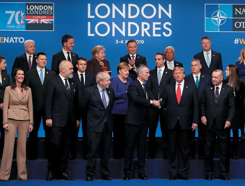 Nato, ripicche, ritorsioni e alleanze trasversali. Il &ldquo;poker&rdquo; del vertice