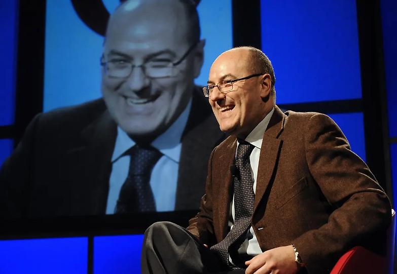 Sardine, Orsina: &laquo;Una spinta per la sinistra chiusa nel palazzo&raquo;.