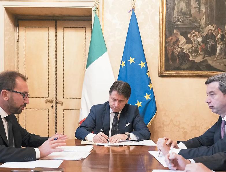 Intercettazioni, il decreto fantasma difeso dal Pd