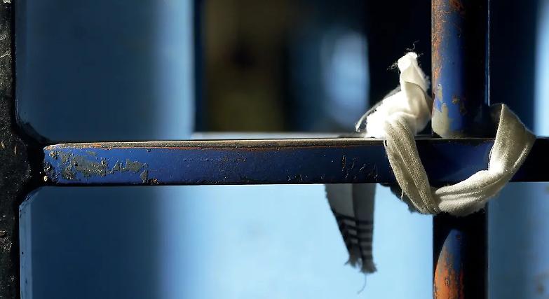Suicidi in carcere, a Natale si uccide un ragazzo a Siracusa : sono 52