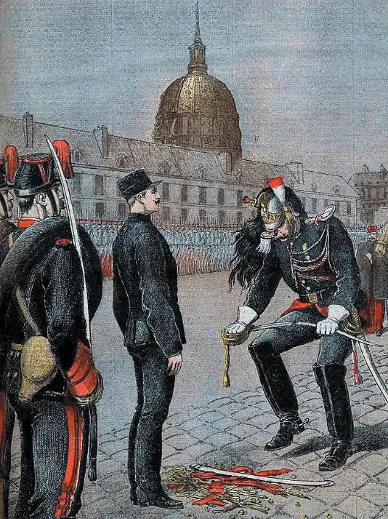 Quell&rsquo;irrefrenabile bisogno di costruire il nemico. Catarsi o propaganda?