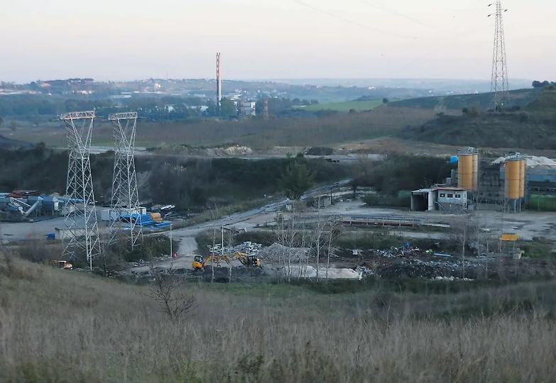Discarica con vista su Malagrotta, e la Raggi traballa