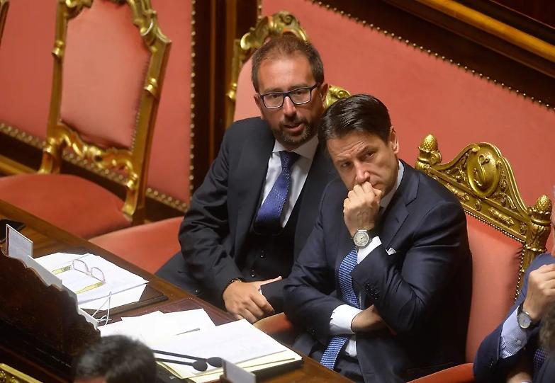 Prescrizione, intesa al ribasso: norma valida solo per le condanne