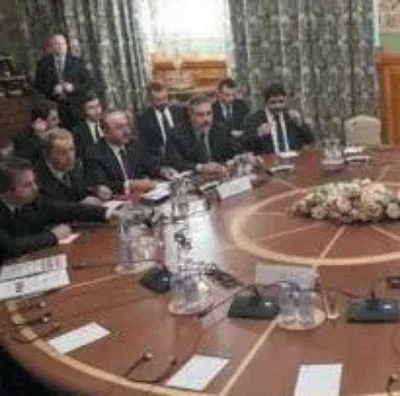 Libia, Serraj e Haftar a rapporto da Putin. Ma l&rsquo;intesa non c&rsquo;&egrave;