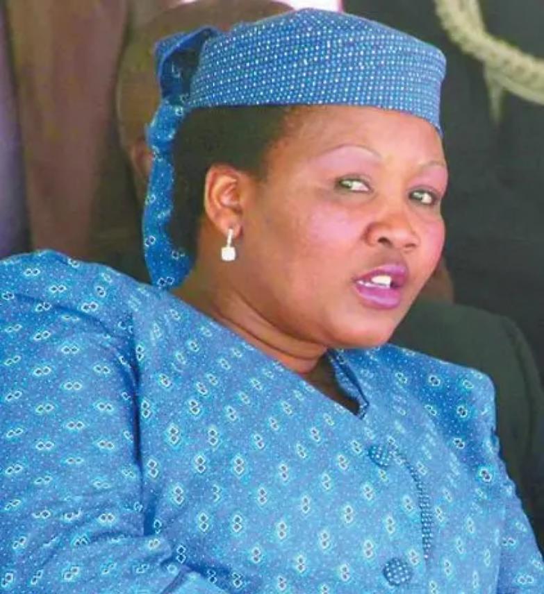 Lesotho, in fuga la sposa del premier. &laquo;Uccise la prima moglie&raquo;. I