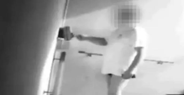 Non era un furbetto del cartellino, assolto il vigile in mutande