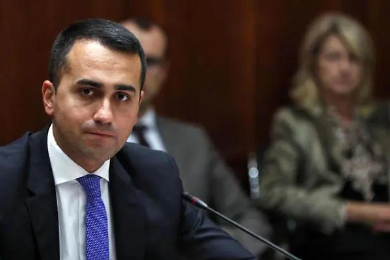 Di Maio annuncia l'addio ai suoi