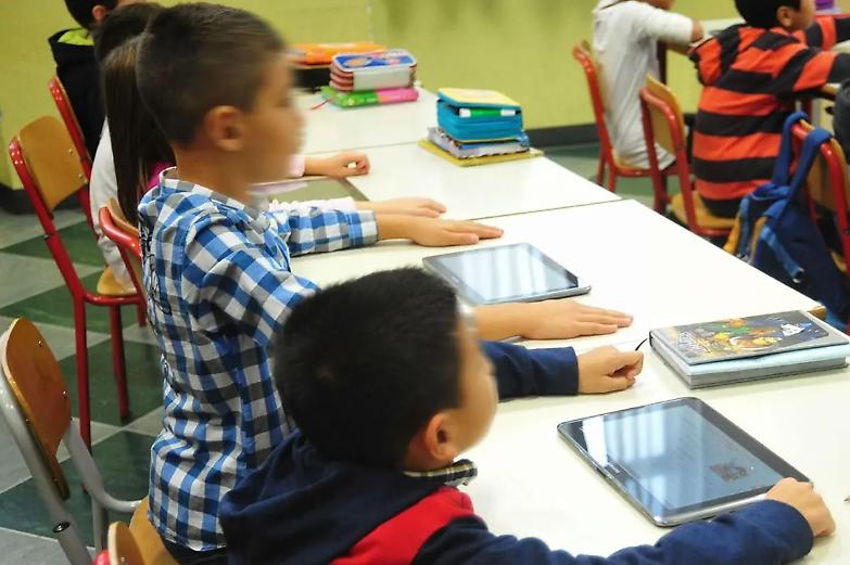 La Cassazione: Niente affido al pap&agrave; che lascia i figli ai nonni