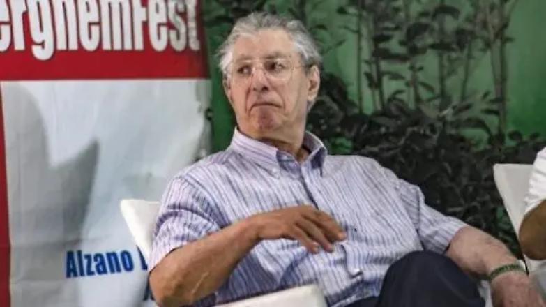 Della Lega fu di Bossi non resta pi&ugrave; nulla. Oggi partito di destra che &ldquo;ruba&rdquo; alla Meloni