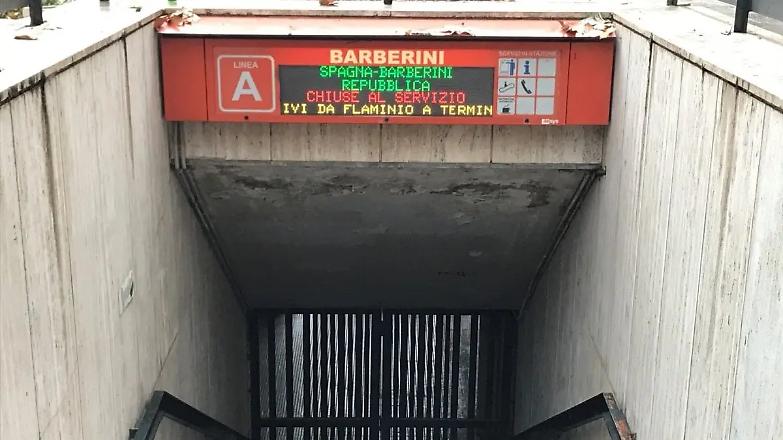 Dalla Scala Santa per il Paradiso alle scale mobili per l&rsquo;Inferno