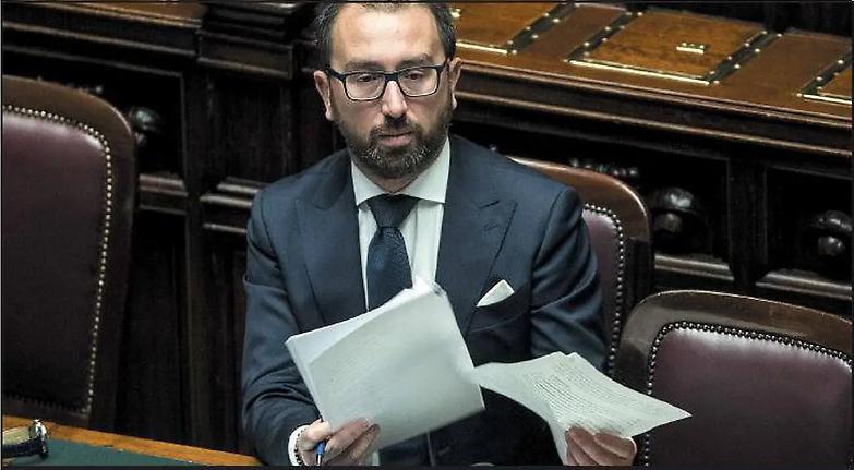 Bonafede: &laquo;Consacrare nella nostra Costituzione il ruolo dell&rsquo;avvocato&raquo;