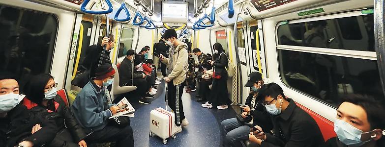 Se all&rsquo;improvviso la cinese sull&rsquo;autobus diventa l&rsquo;untore che innesca la pandemia