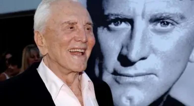 Addio Kirk Douglas, fu Spartacus e Ulisse