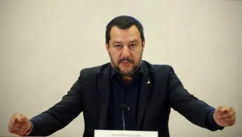 Migranti, Salvini: &laquo;sinistra prova a vincere con mezzi giudiziari&raquo;