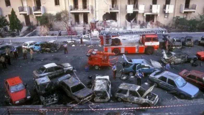 La difesa di Mori: "Acquisire l'intervista in cui Di Pietro svela i retroscena di via d'Amelio"