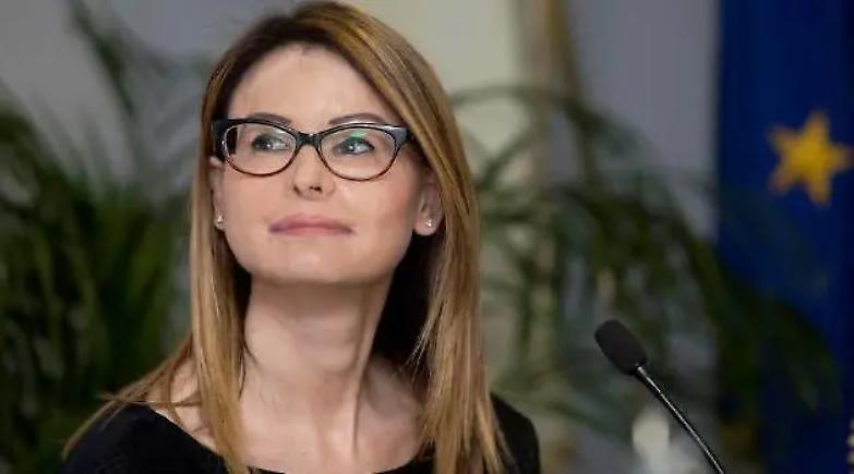 Odio social contro Lucia Annibali: "Onore a chi ti ha sfregiato"