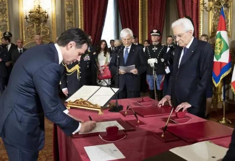 Il governo balla e si azzuffa, ma nessuno stacca la spina...