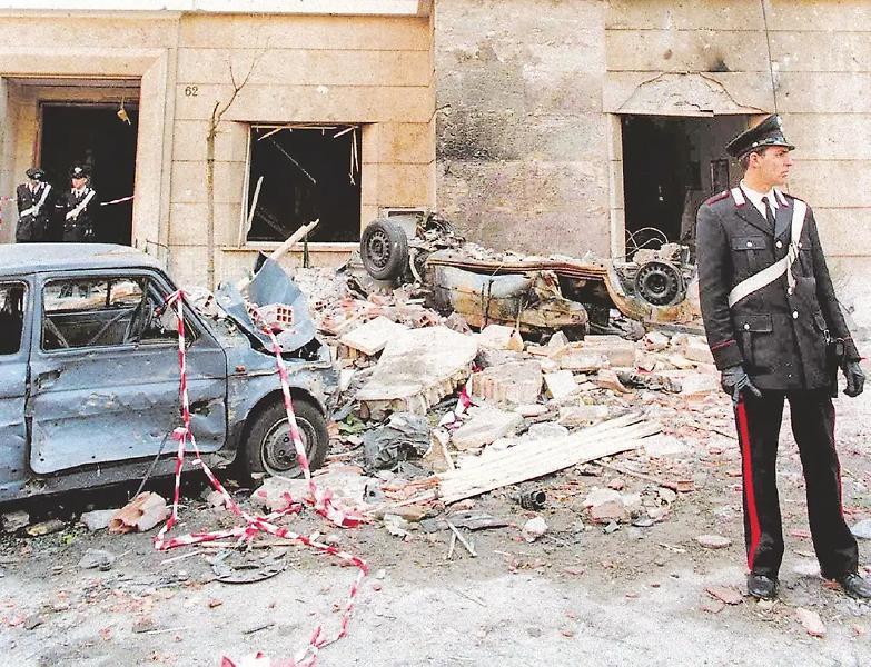 La rivelazione del pentito: "Cos&igrave; volevamo uccidere Pippo Baudo"