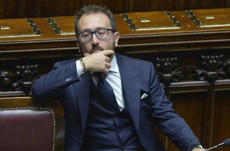 Intercettazioni, ok della Camera: l'orecchio dei pm sui colloqui degli avvocati