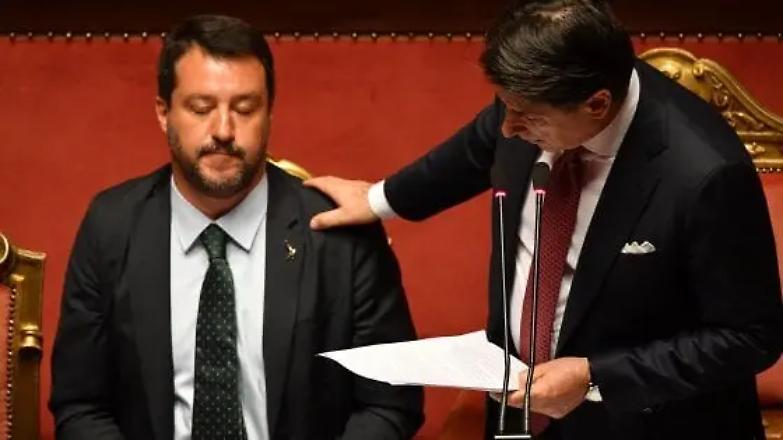 Salvini pronto al governissmo con Renzi: "Ma via Conte da palazzo Chigi"