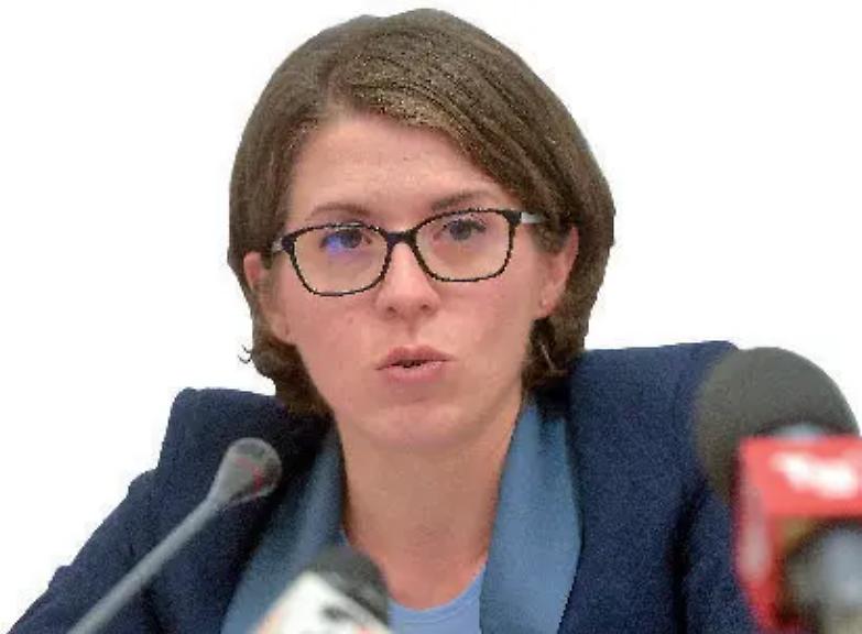 &laquo;Non siamo un Paese normale, ecco perch&eacute; ho detto s&igrave; ai trojan&raquo;