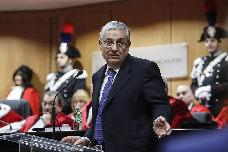 Intercettazioni, la versione di Pignatone: "Aumenta il diritto di difesa ma attenzione alle fughe mediatiche"